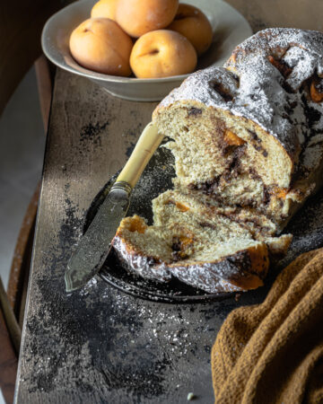 pan brioche vegano hokkaido milk bread albicocche e cioccolato